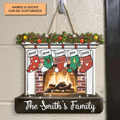 MERRY CHRISTMAS FIREPLACE - PERSONALIZED CUSTOM DOOR SIGN - CHRISTMAS GIFT FOR MOM, DAD, GRANDMA, GRANDPA, FAMILY MEMBERS