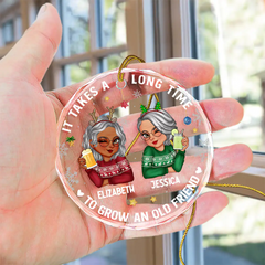 It Takes A Long Time To Grow An Old Friend Christmas - Personalized Circle Glass Ornament