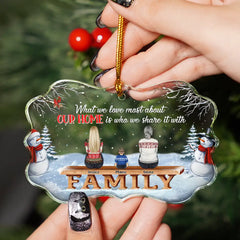 Family Where Begins And Love Never Ends Memorial - Personalized Medallion Glass Ornament